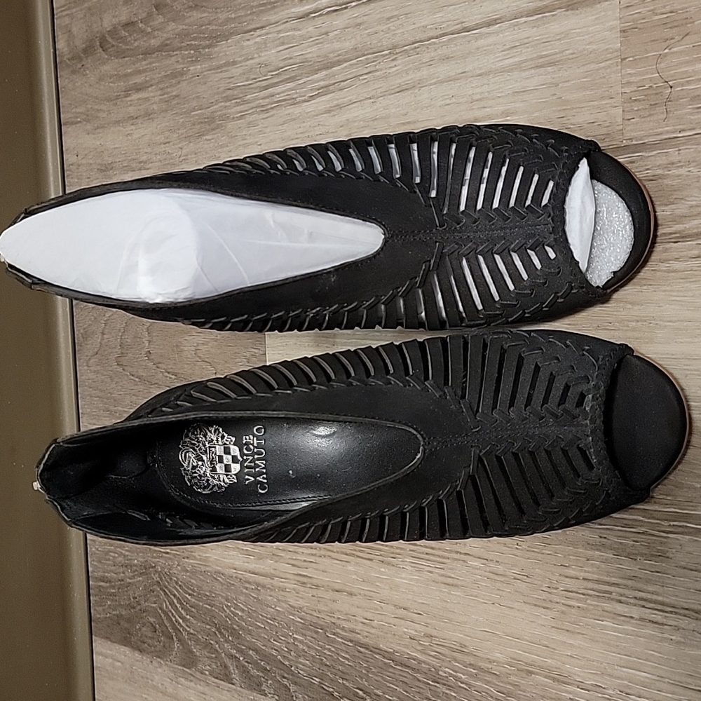 Vince Camuto Acha Cutout Peeptoe Booties